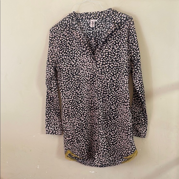 NWT Victorias Secret Night Shirt! Size XS - Picture 1 of 7